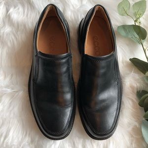 ecco holton apron toe slip on